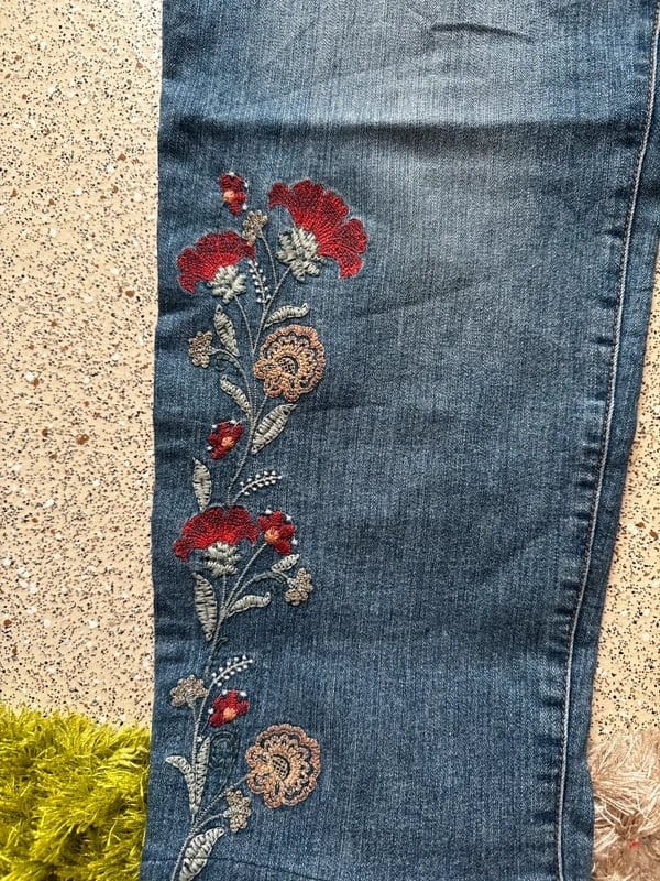 Style & Co Blue Floral Embroidery Jeans - Y2K Boho