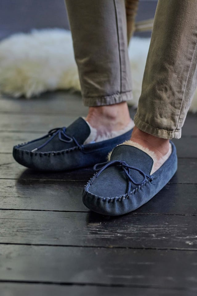 WoolOvers WoolOvers Men's Mens Sheepskin Moccasin in Navy - 2
