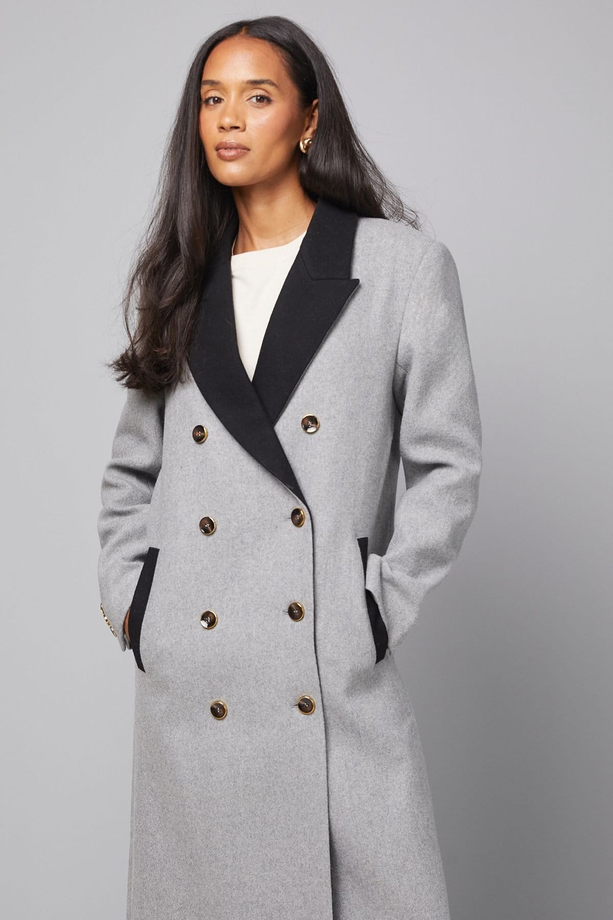 Wallis Wallis Women's Contrast Collar & Pocket Detail Coat in Grey - 4