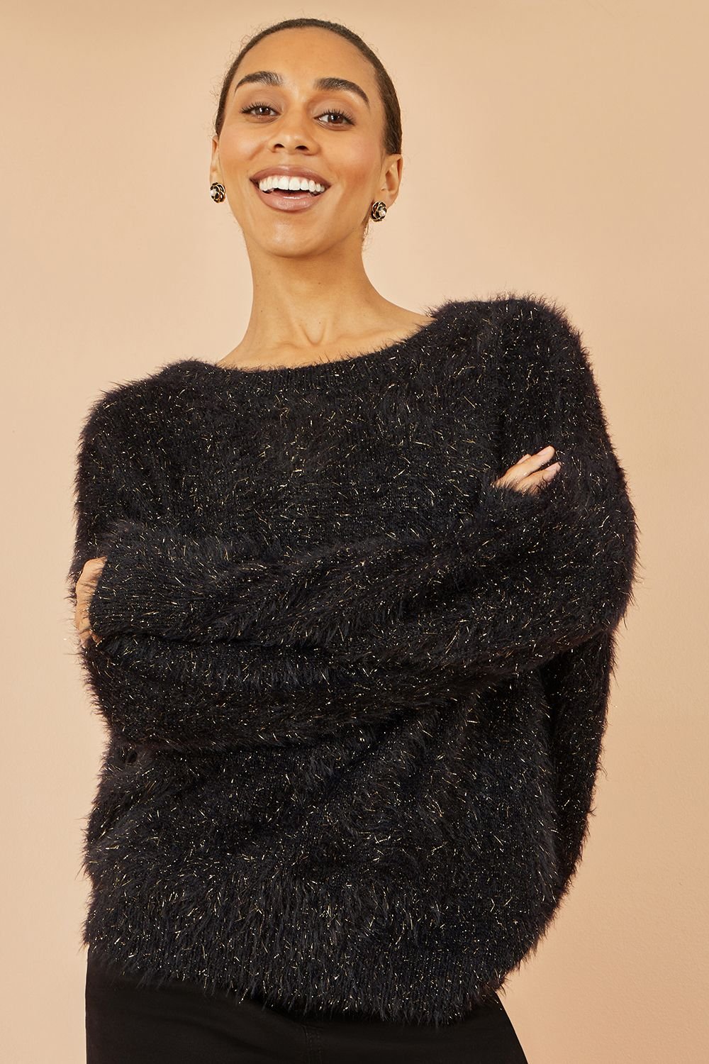 Yumi Yumi Women's Black Metallic Fluffy Eyelash Relaxed Jumper - 3