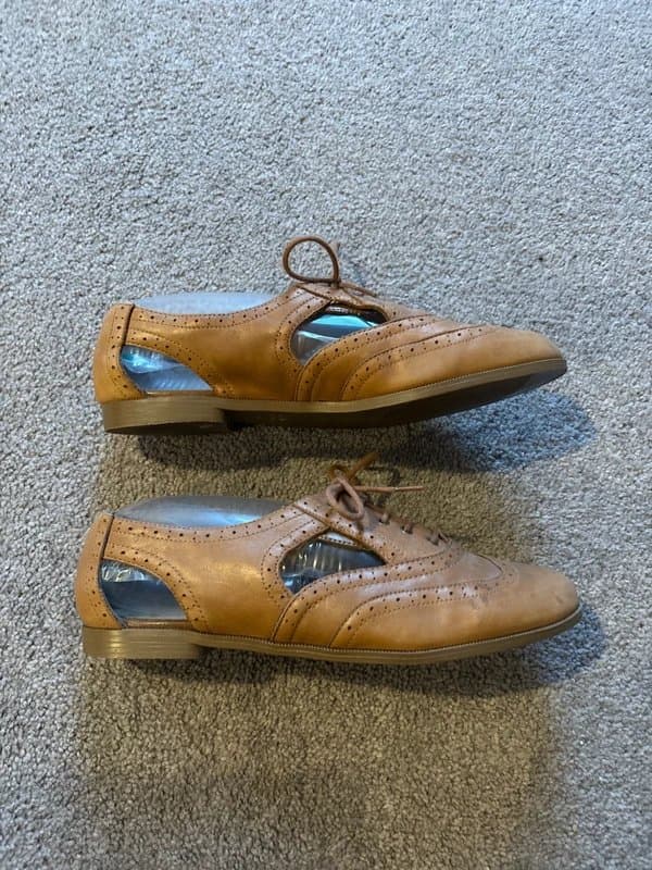 New Look New Look tan cut out brogue lace up shoes uk6 wide