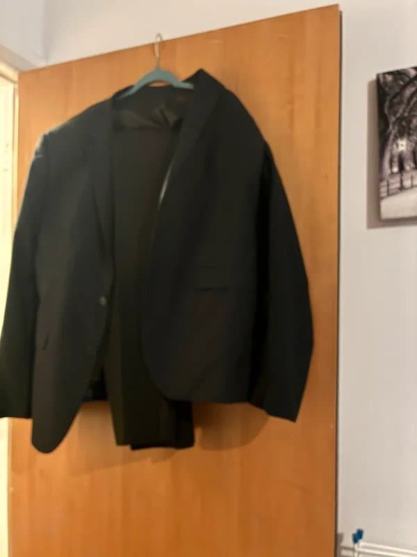 ASOS Small waist coat and 32r trousers suit and blazer