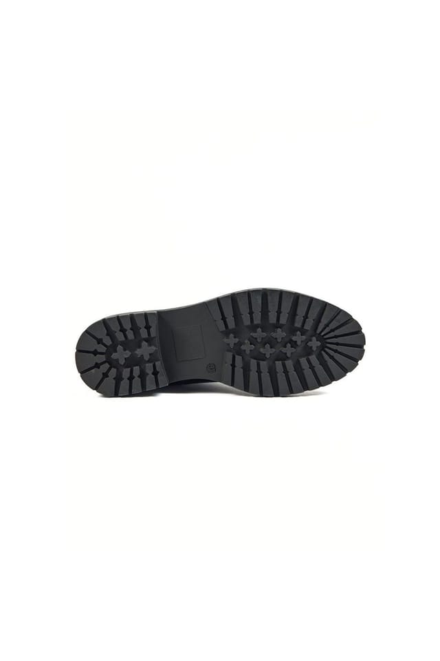 Pod Pod Women's Hannah Boot in Black - 3