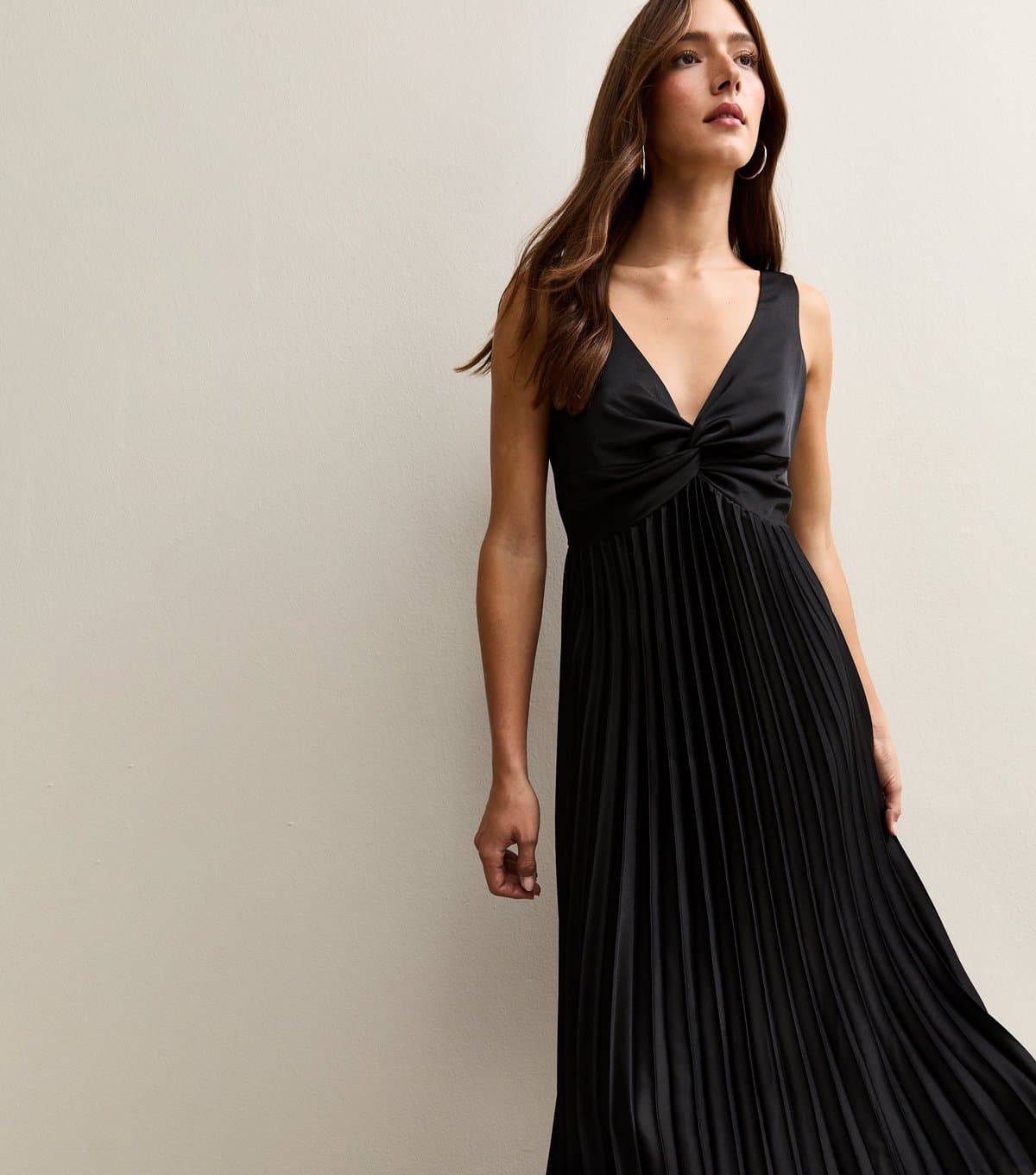 New Look New Look Black Satin Pleated Midi Dress