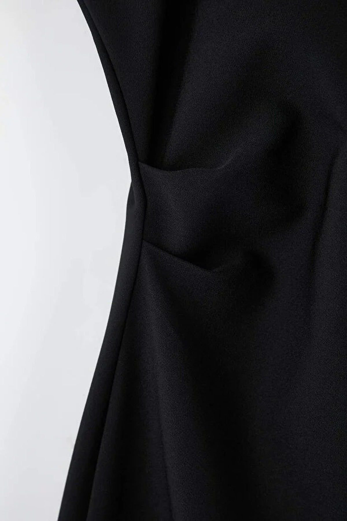 WOVCOR WOVCOR Women's Relaxed Fit Crew Neck Short Sleeve Mini Dress in Black - 2