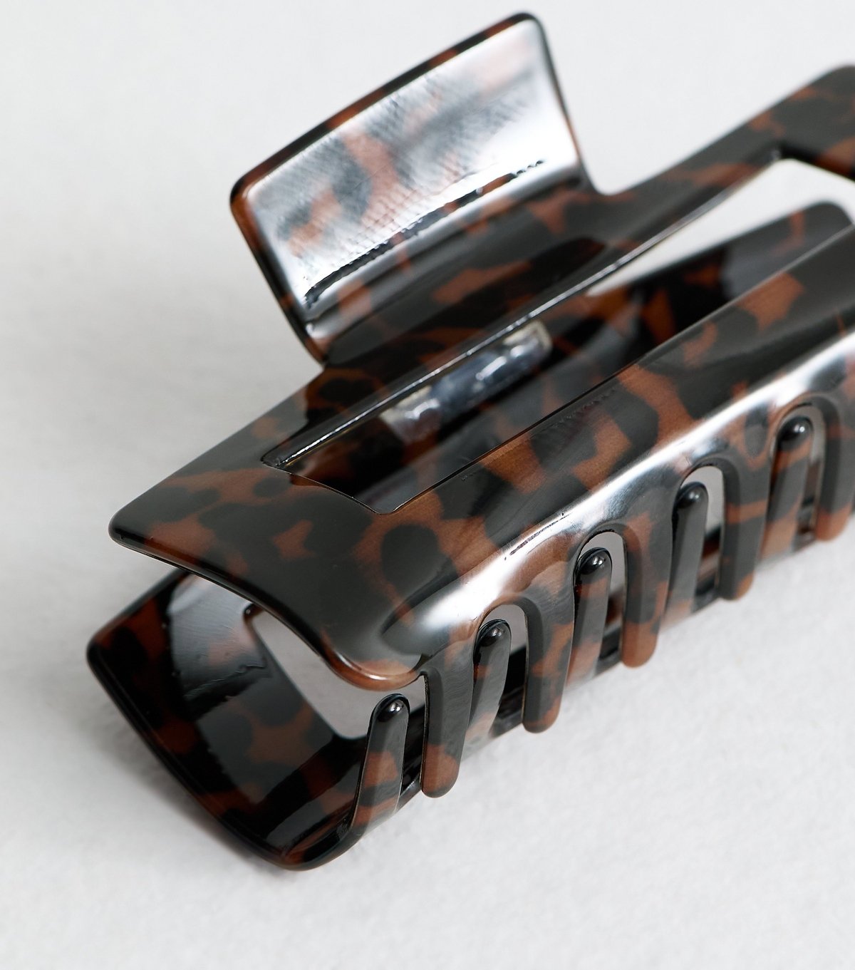 New Look Dark Brown Tortoiseshell Effect Rectangular Hair Claw Clip New Look - 3