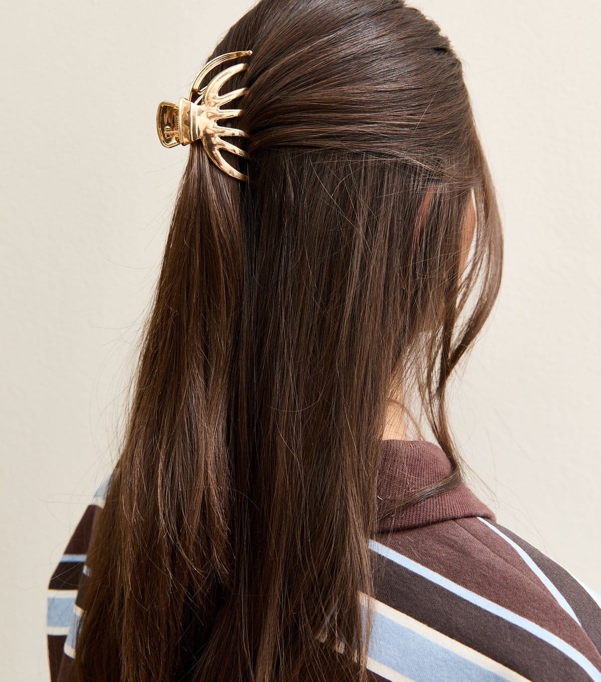 New Look Gold Tone Wide Metal Hair Claw Clip New Look - 1