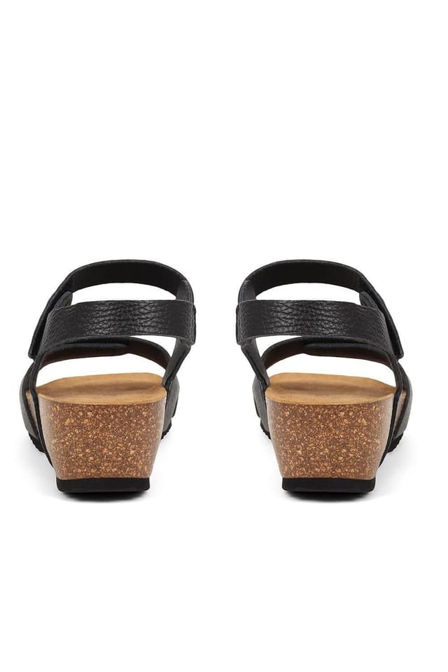 Jones Bootmaker Jones Bootmaker Women's Joanie Leather Sandals in Black - 3