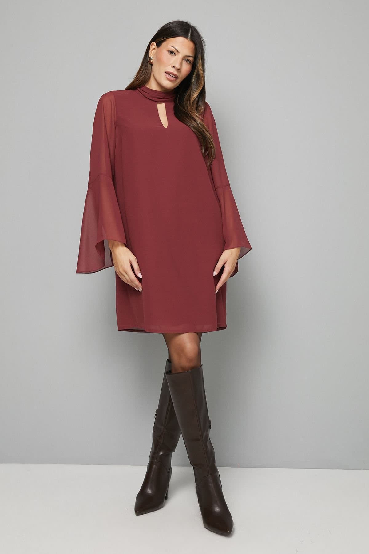 Wallis Wallis Women's Chiffon Neck Shift Dress in Wine