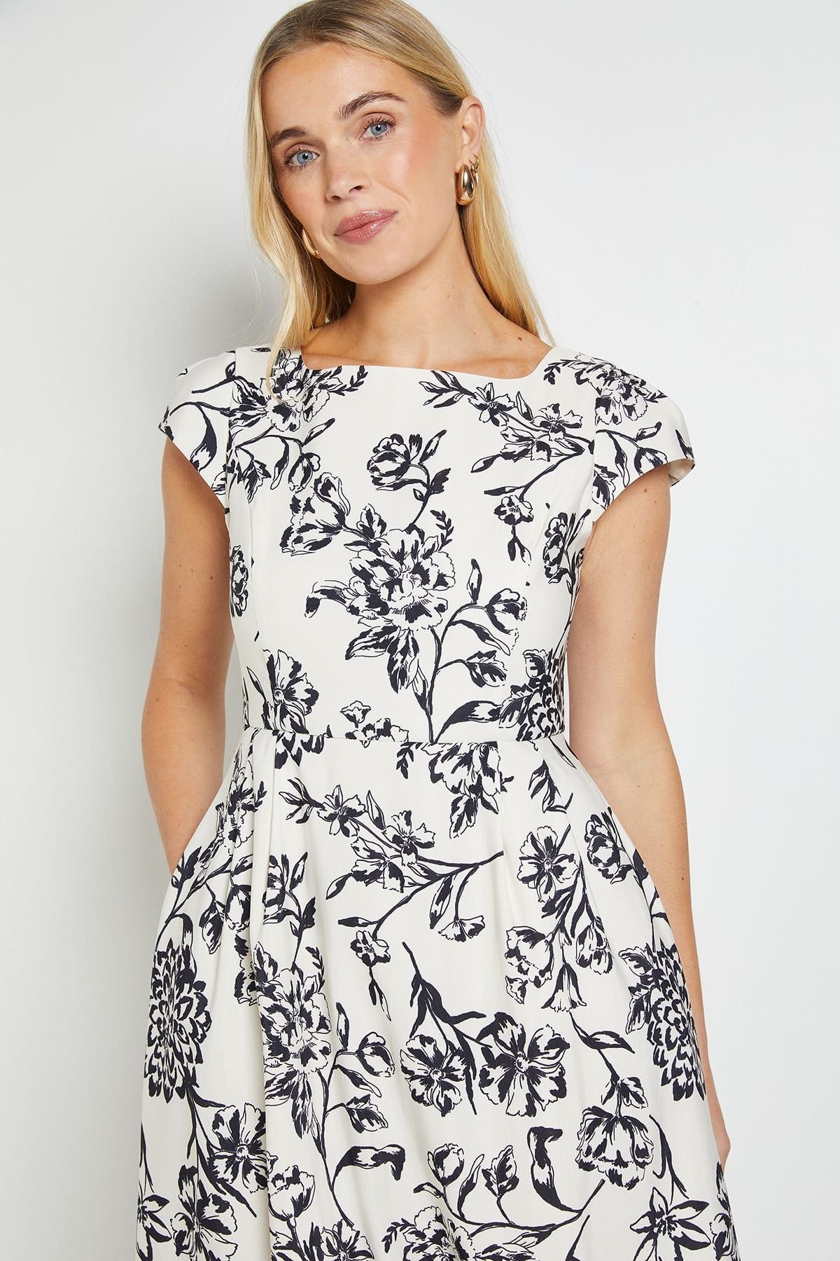 Wallis Wallis Women's Petite Floral Ottoman Fit & Flare Midaxi Dress in Ivory - 4