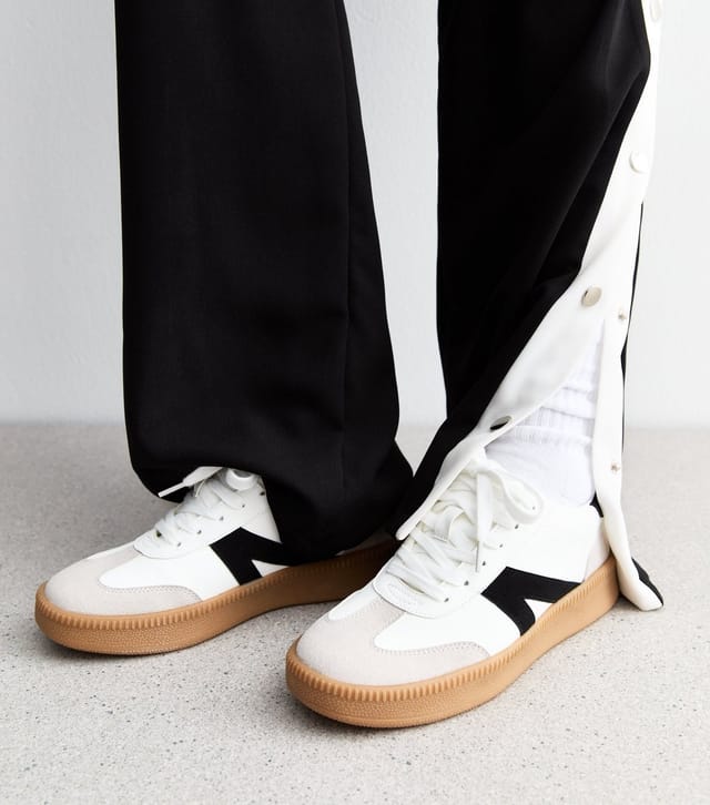 New Look Women's White Contrast Panel Faux Leather Trainers New Look - 2