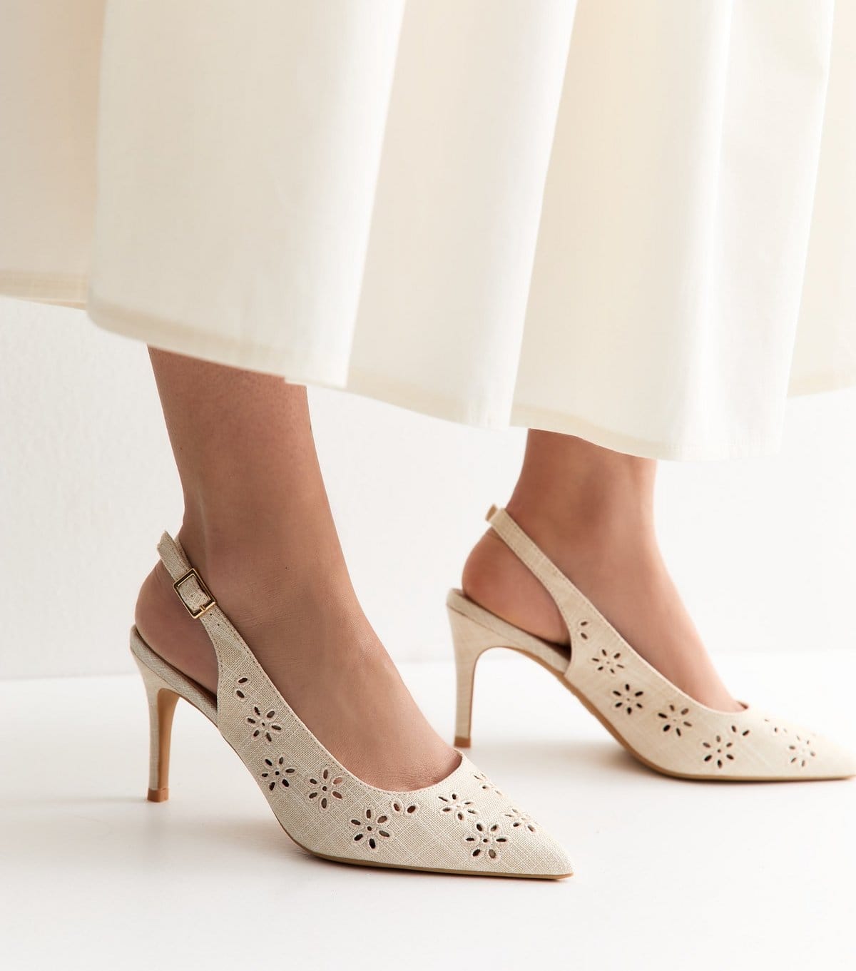 New Look Women's Wide Fit Off White Laser Flower Embroidered Slingback Pumps Vegan New Look - 1