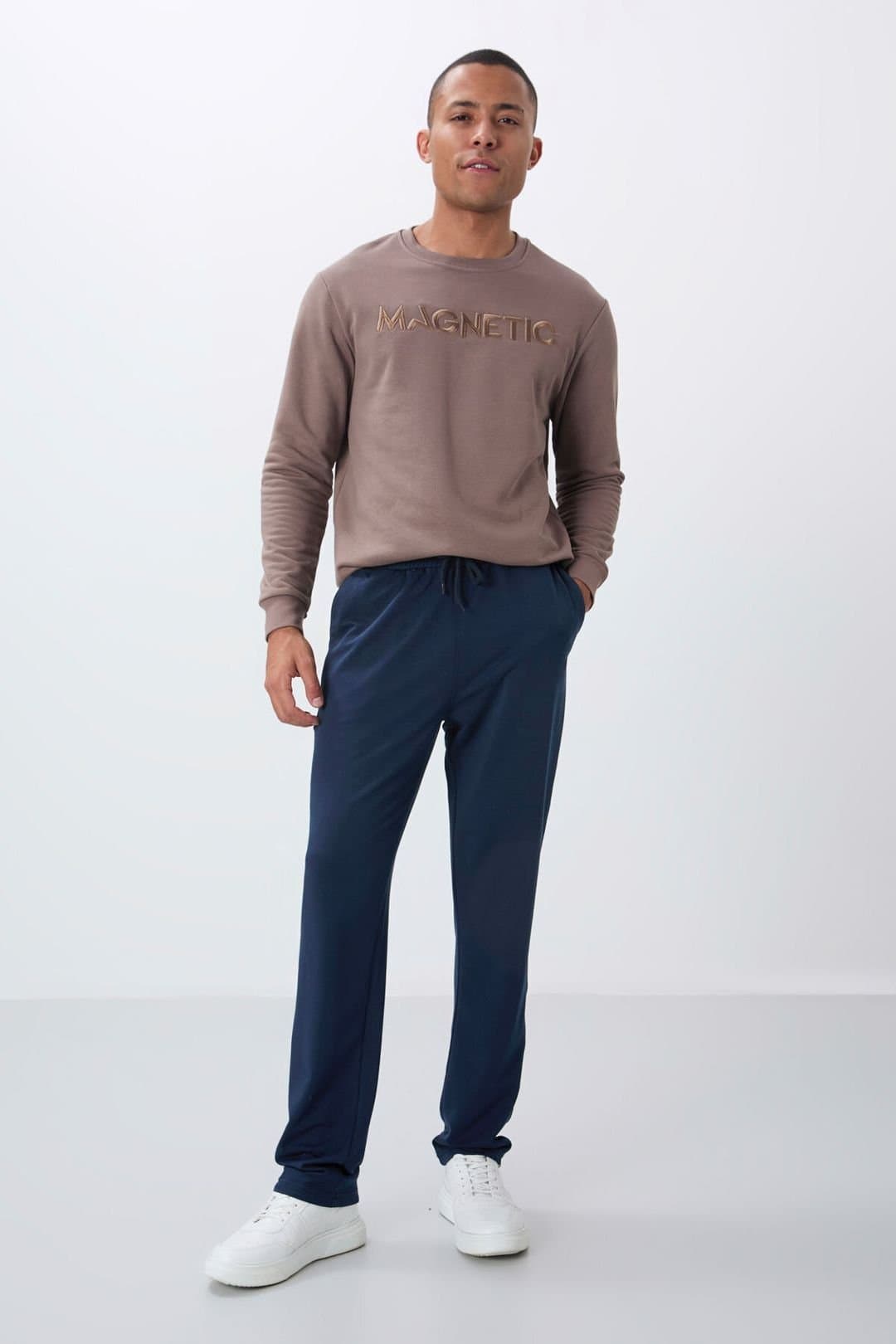 Tommy Life Tommy Life Men's Regular-Fit Cotton Blend Sweatpants in Navy