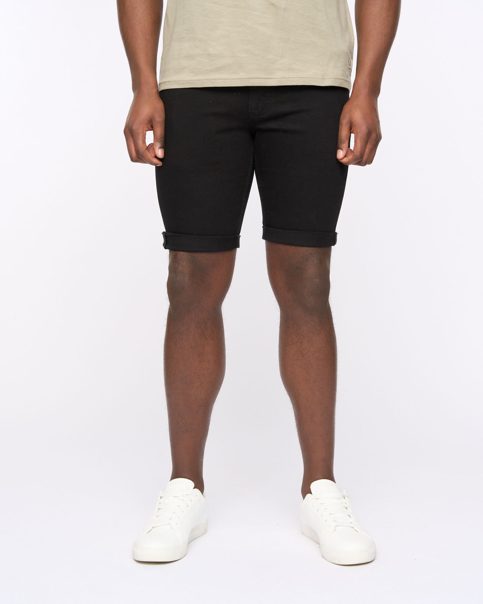 Duck&Cover Duck&Cover Men's Zeki Shorts in Black - 2