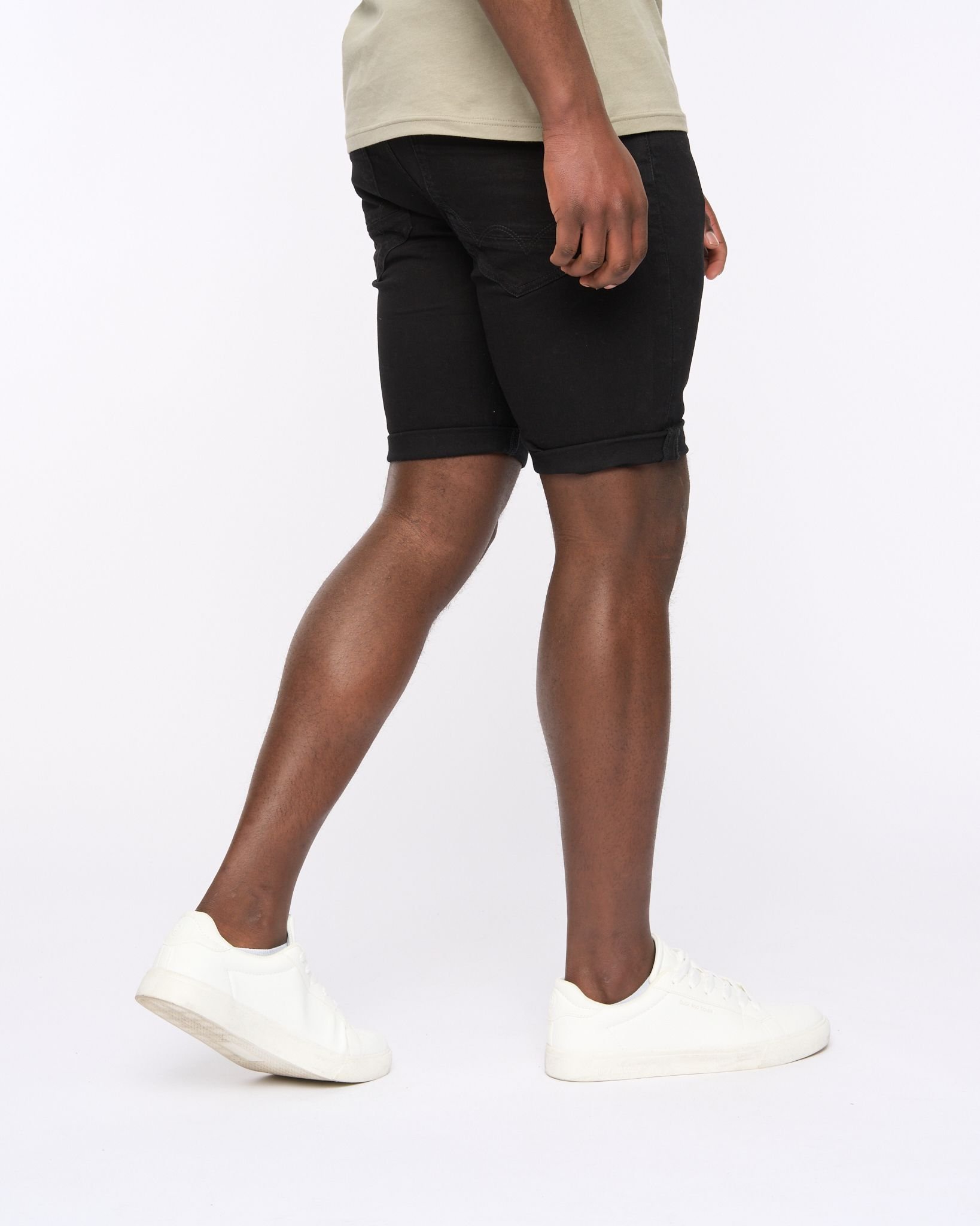Duck&Cover Duck&Cover Men's Zeki Shorts in Black - 3