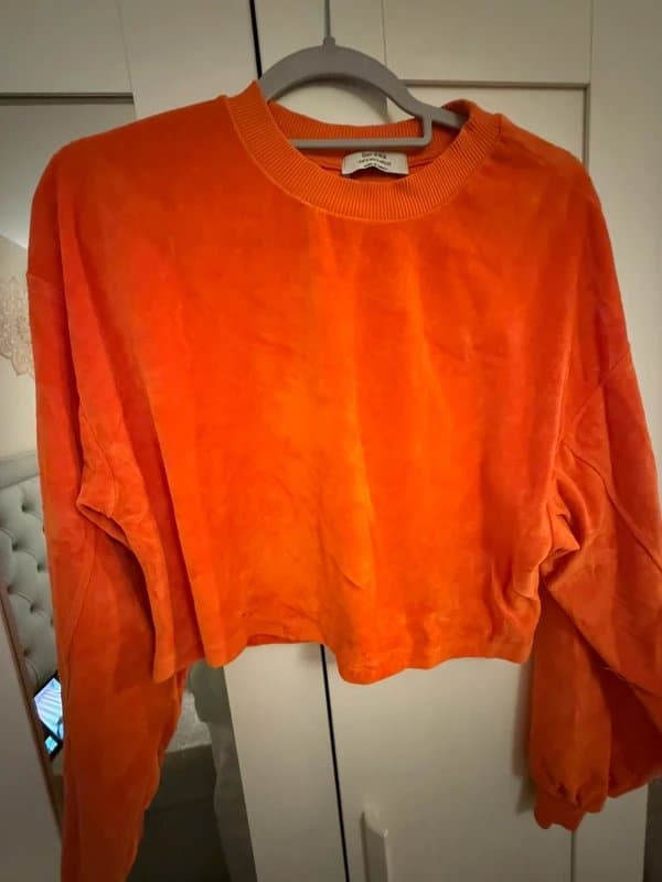 Bershka Velvet women’s jumper
