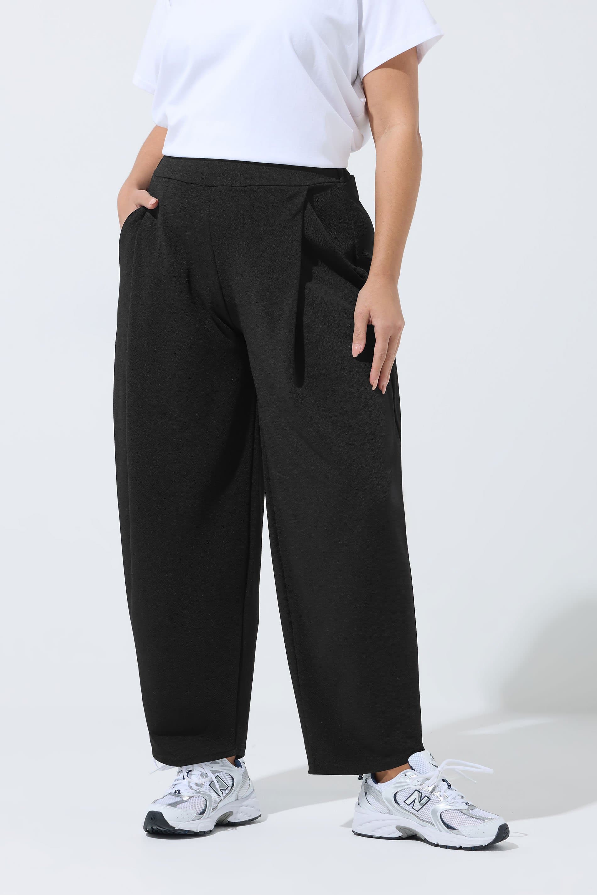 Limited Collection Plus Size Black Pleated Barrel Leg Trousers