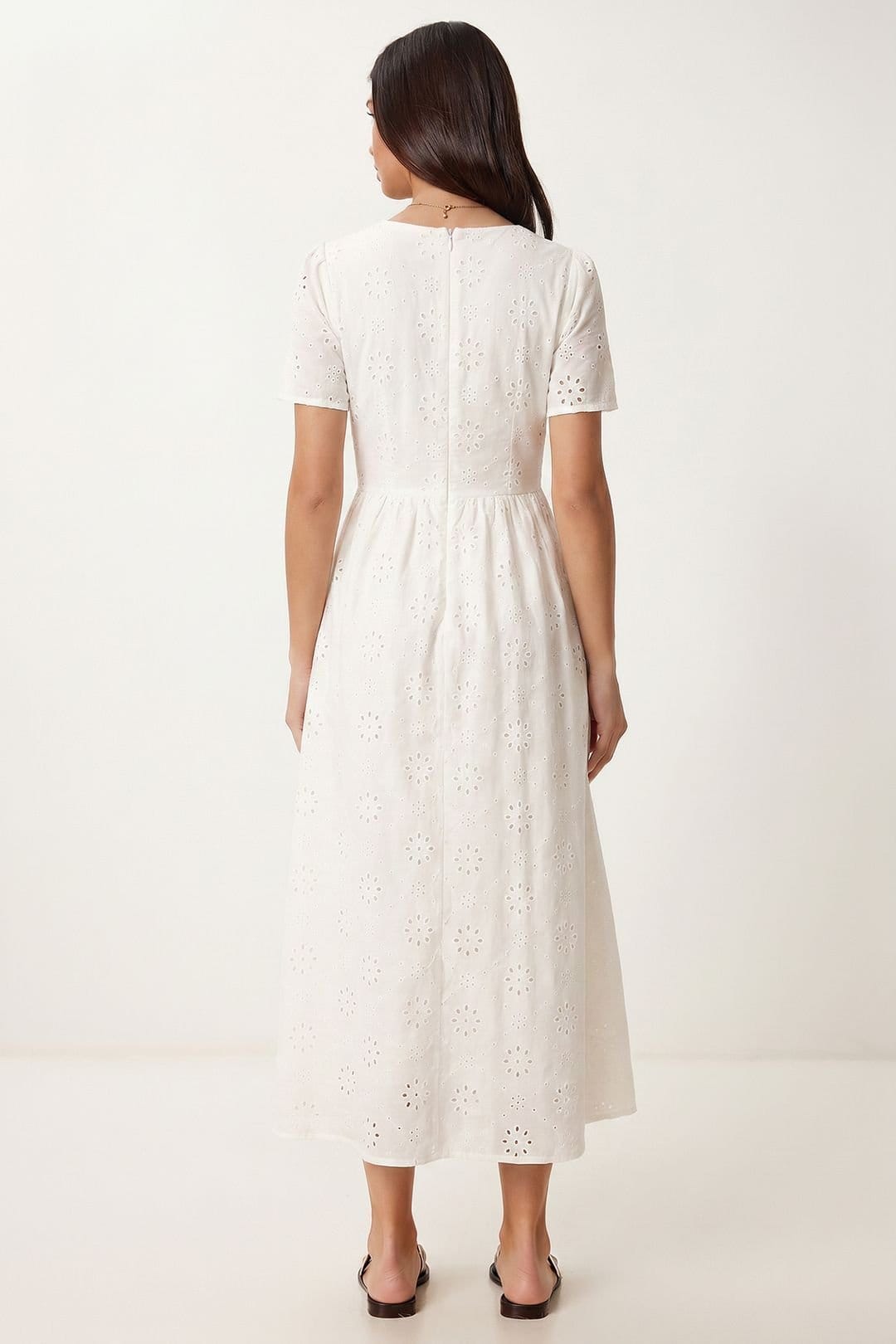Happiness Istanbul Happiness Istanbul Women's Embroidered Cotton-Blend Poplin Maxi Dress in White - 4