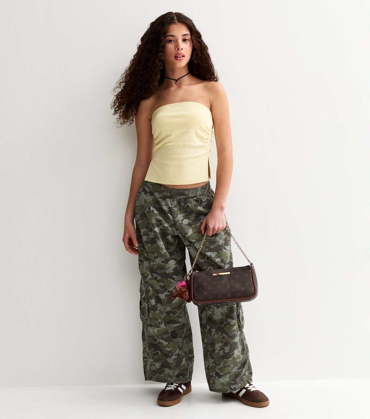 New Look Girls' Dark Green Camo Cargo Parachute Trousers New Look - 3