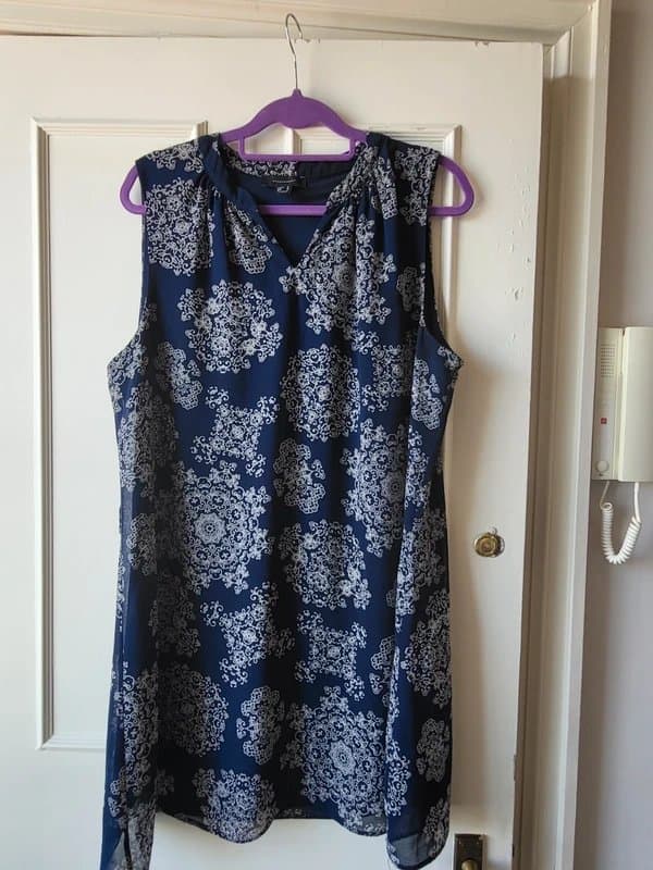 Atmosphere Fully lined chiffon fabric floral dress. Navy and white,  good roomy size 16