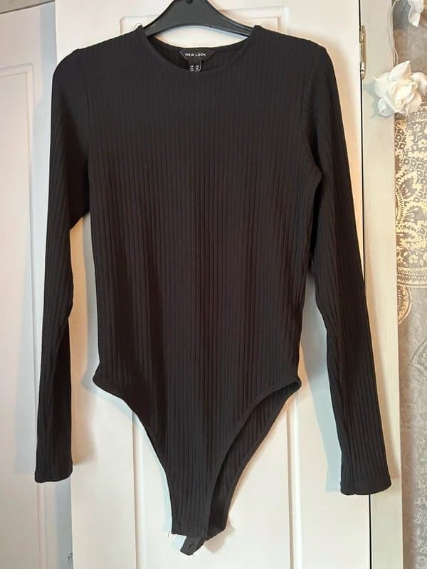 New Look Black ribbed bodysuit