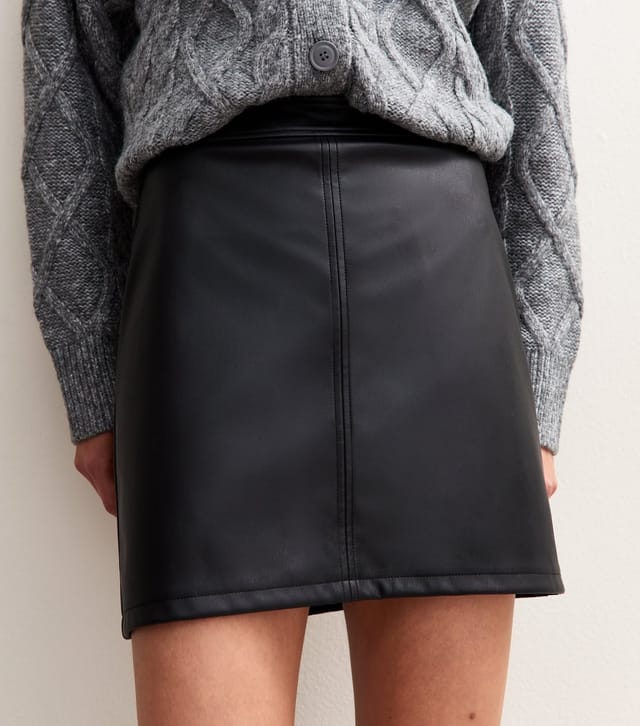 New Look Women's Black Faux Leather A-Line Mini Skirt New Look - 3
