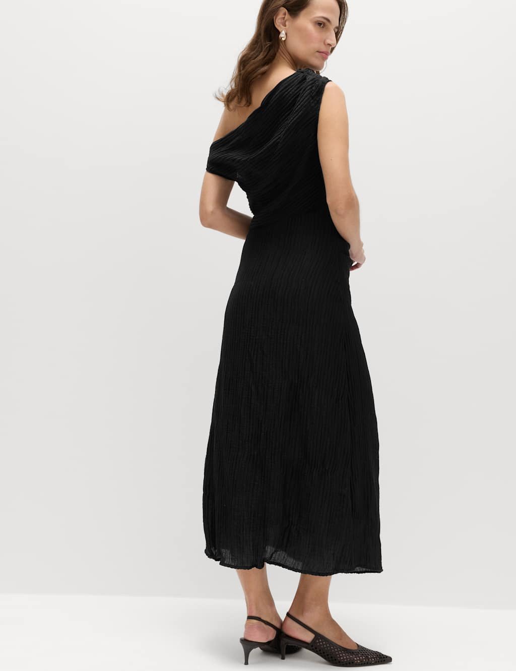 Marks & Spencer M&S Lyocell Rich Draped Plisse Midi Column Dress Black - 3