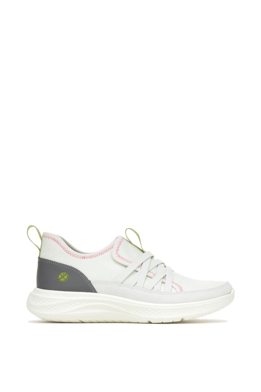 Hush Puppies Hush Puppies Women's 'Elevate Step In' Trainer in White - 4