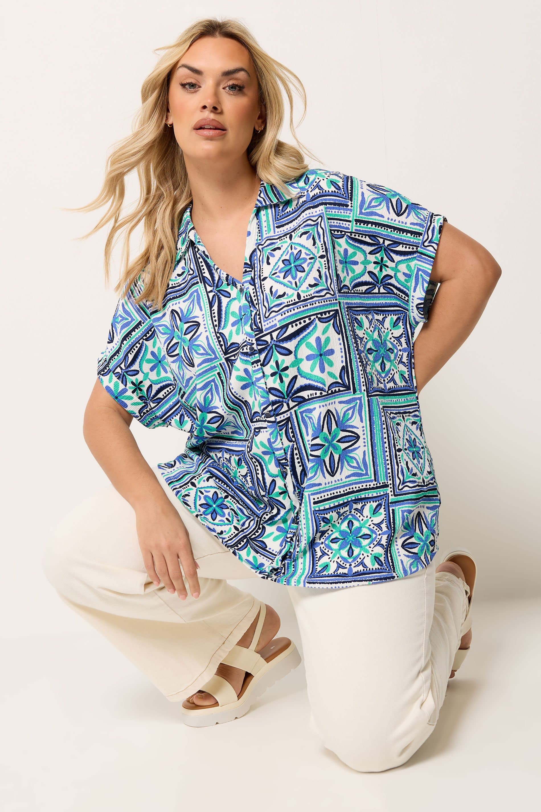 Yours Plus Size Blue Tile Print Boxy Textured Shirt