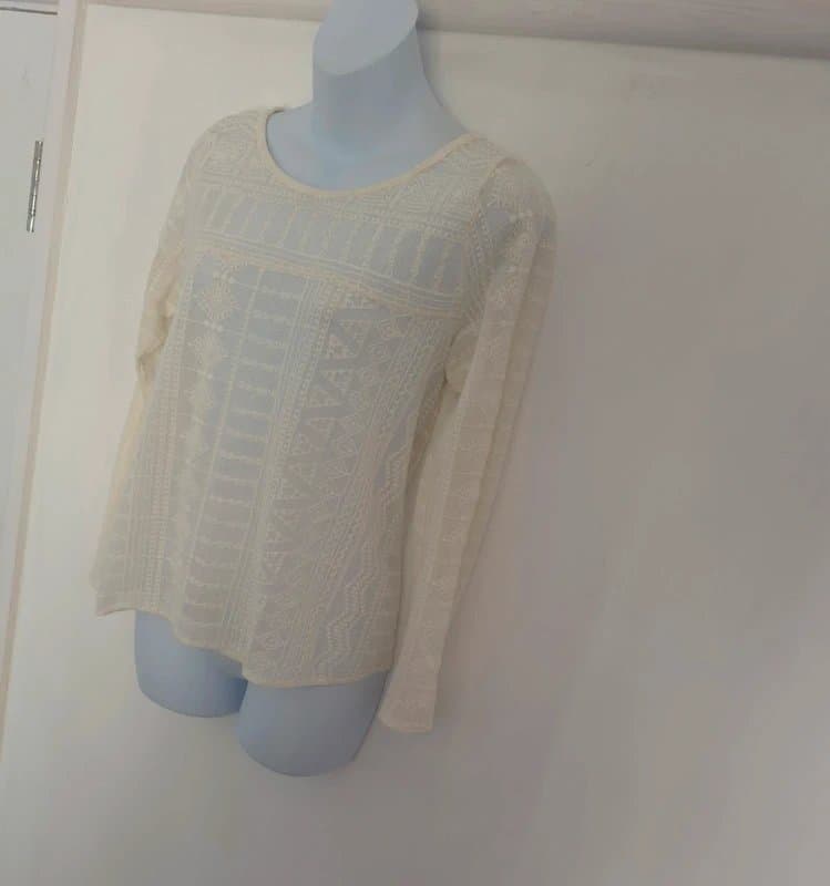 Hollister Hollister long sleeve boho lace and embroidered top size M medium