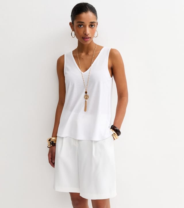 New Look Women's White Relaxed V Neck Tank Top New Look - 2