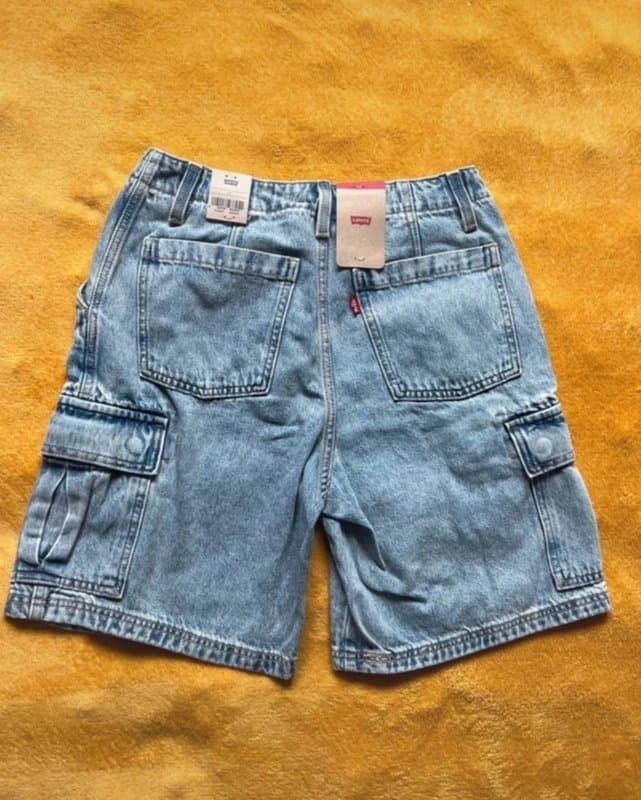 Levis Levi’s denim cargo shorts