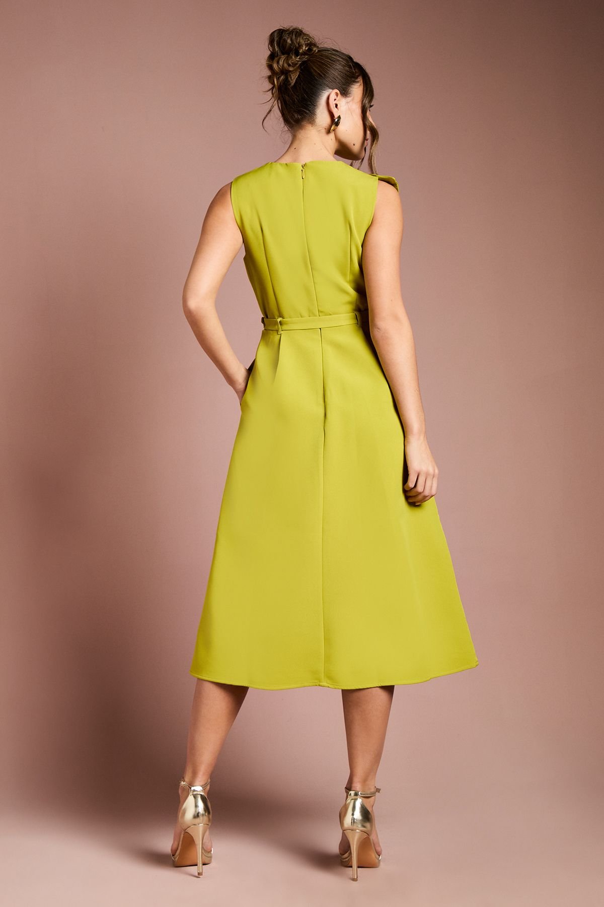 Coast Coast Women's Bow Detail Belted Crepe Midi Dress in Acid Lime - 3
