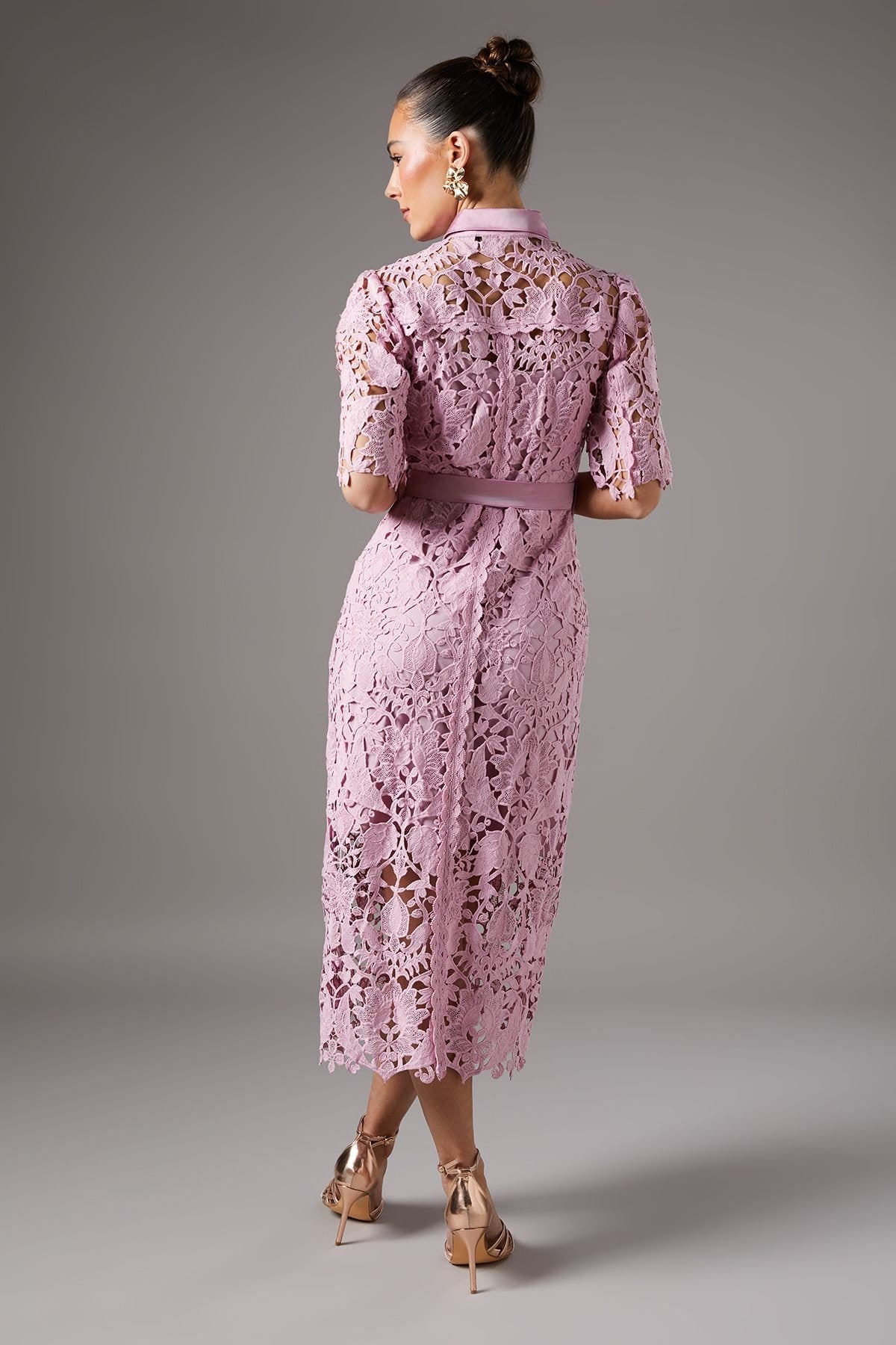 Coast Coast Women's Lace Shirt Dress With Short Sleeves in Lilac - 4
