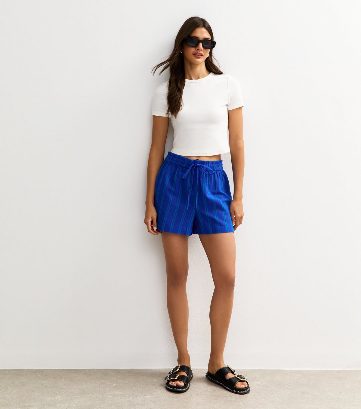 New Look Women's Blue Stripe Print Relaxed Shorts New Look - 3