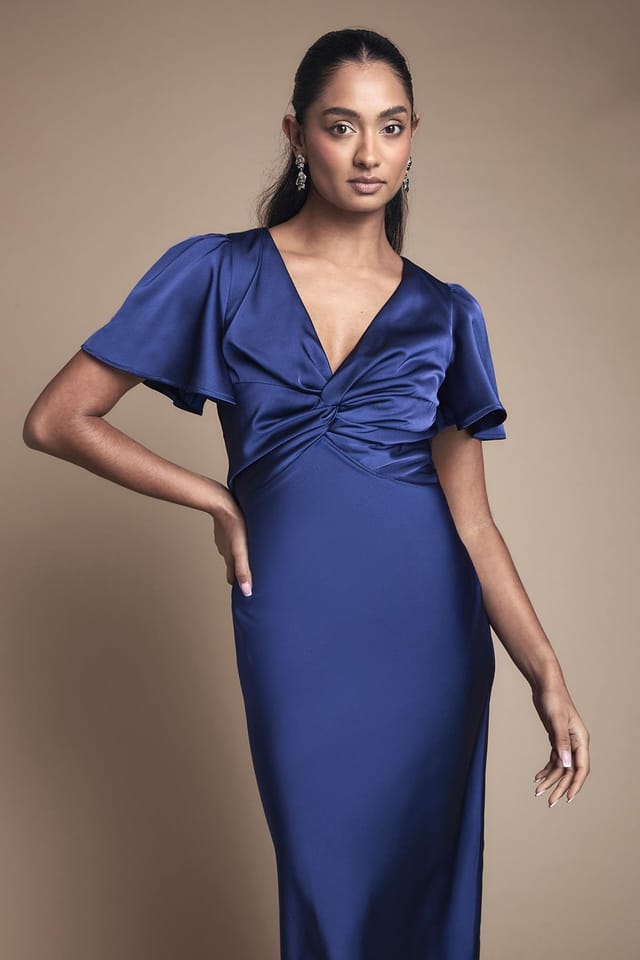 Oasis Oasis Women's Satin Twist Front Angel Sleeve Midi Bridesmaid Dress in Navy - 2