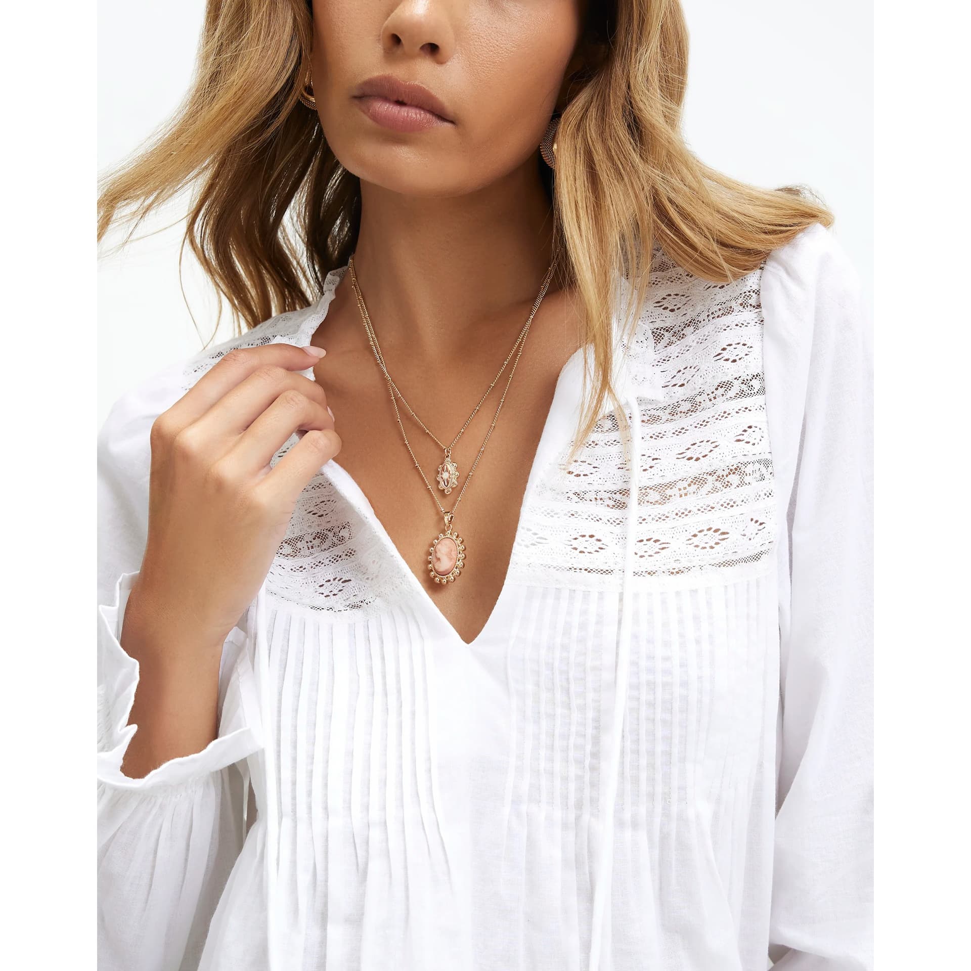 River Island River Island Womens Gold Cameo Multirow Necklace