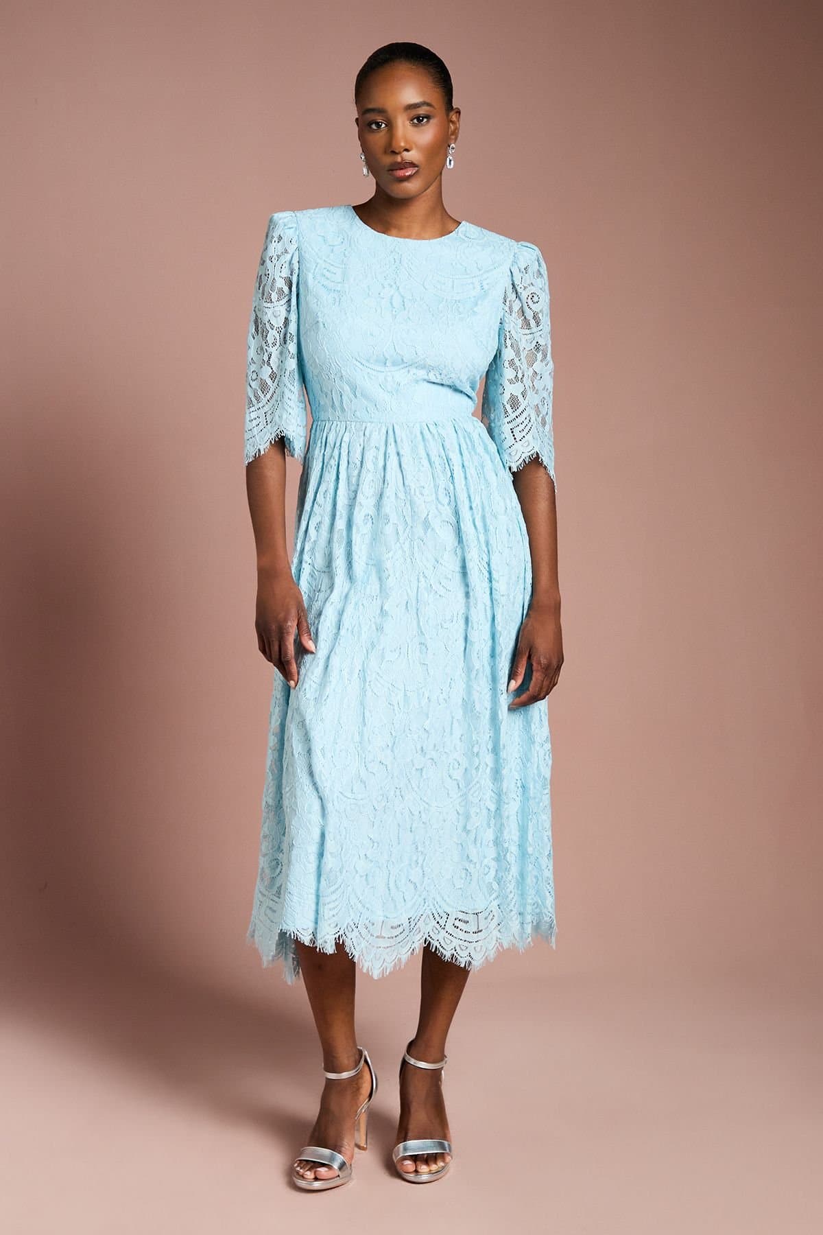 Coast Coast Women's Lace Short Sleeve Midi Dress in Aqua