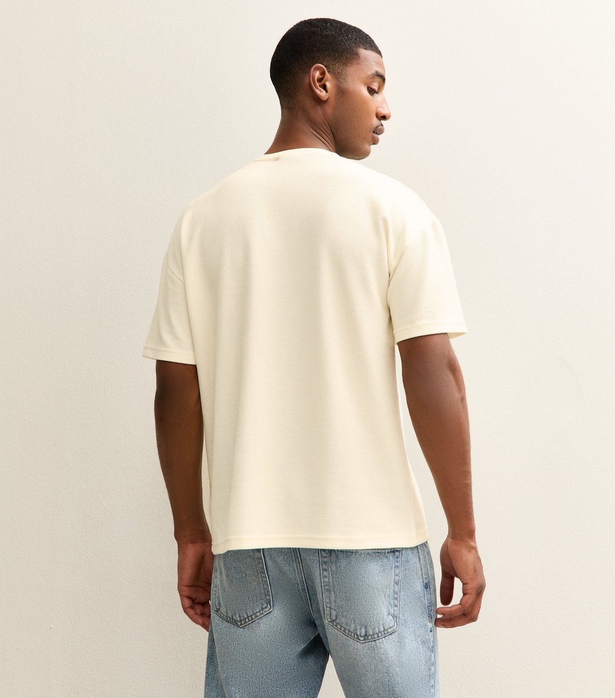 New Look Men's White Oversized Textured Rib T-Shirt New Look - 4