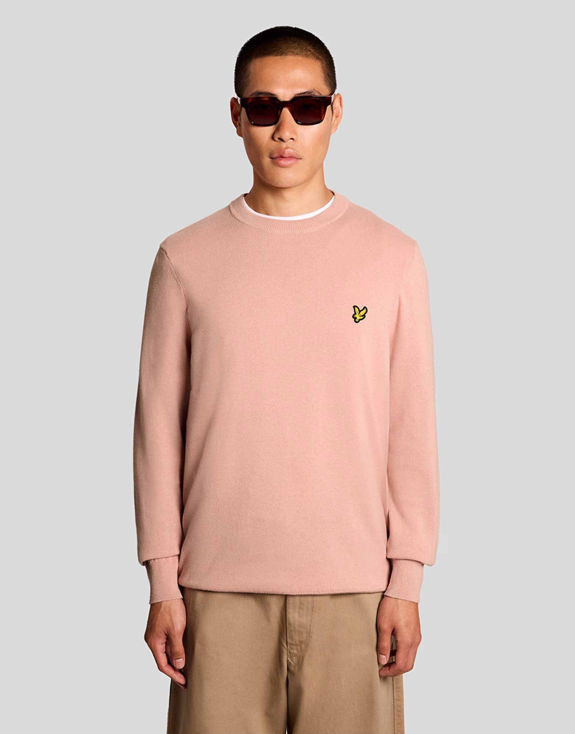 ASOS Lyle & Scott Mid knits cotton crew neck jumper in y120 pink grapefruit