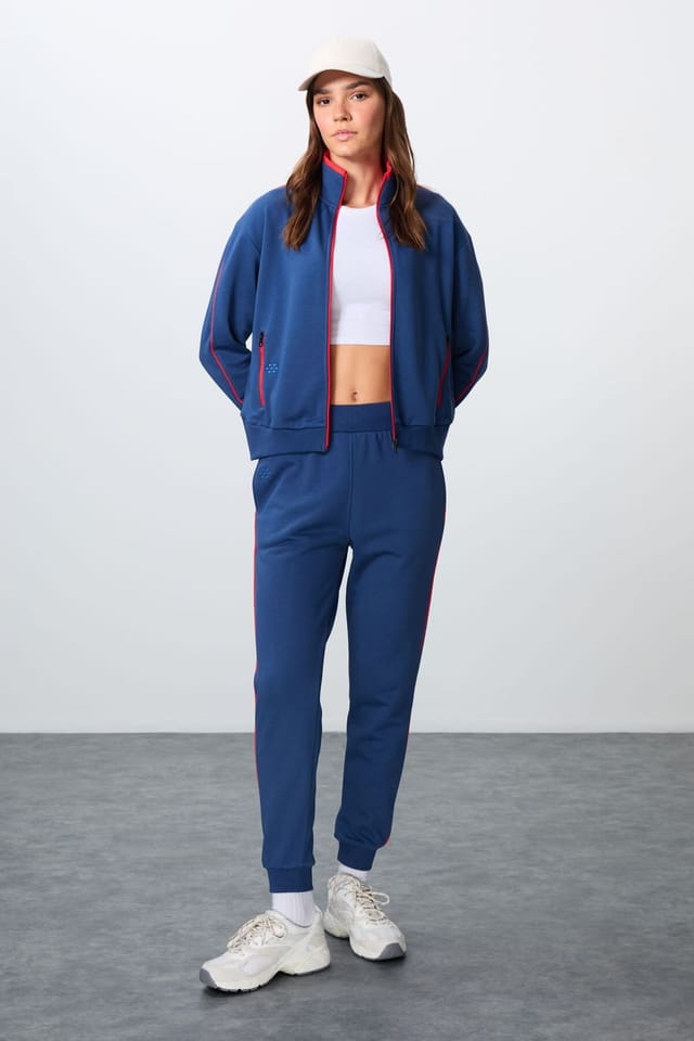 Tommy Life Tommy Life Women's Oversized Zip-collar Sweatshirt & Pants Set in Navy - 2