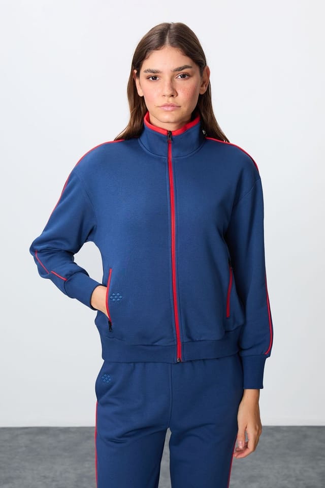 Tommy Life Tommy Life Women's Oversized Zip-collar Sweatshirt & Pants Set in Navy - 3