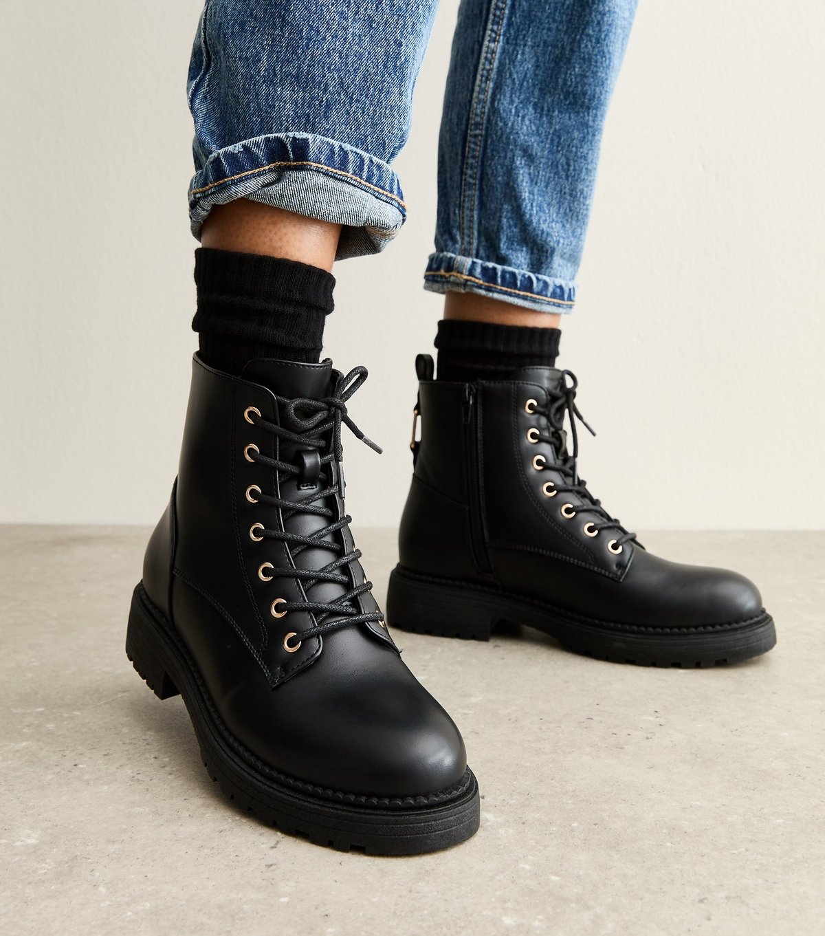 New Look Women's Black Lace Up Ankle Boots New Look - 2
