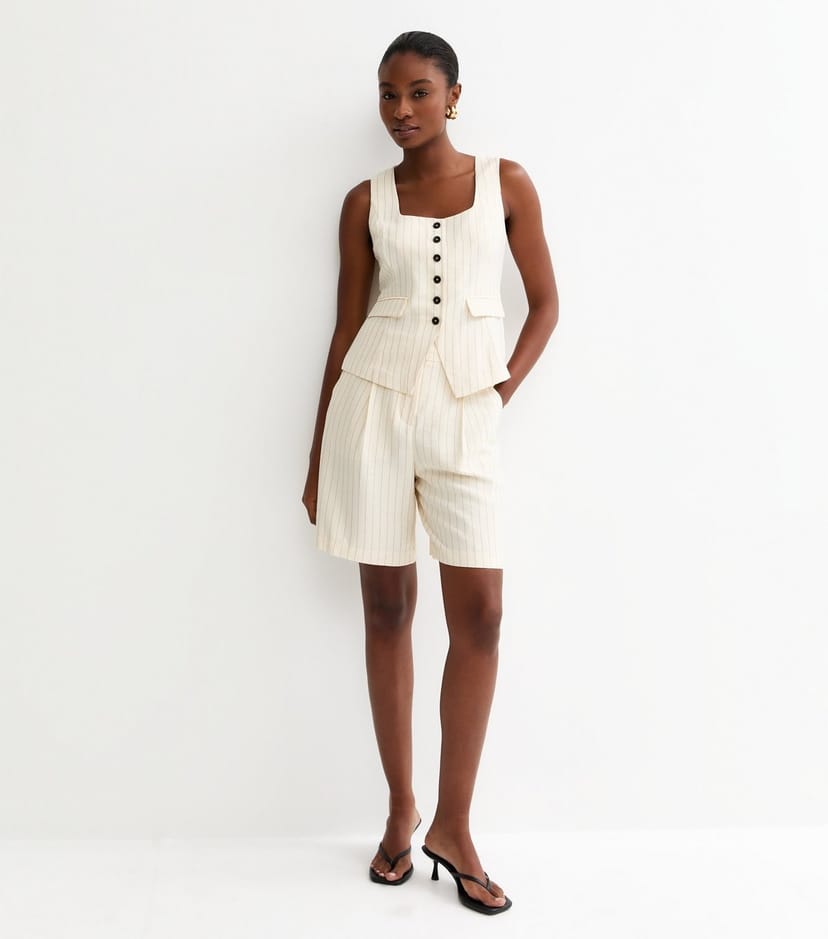 New Look Women's White Striped Shorts New Look - 1