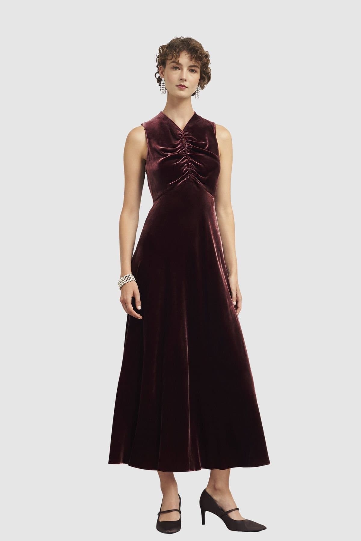 Hobbs London Hobbs London Women's Isleworth Velvet Midi Dress in Dark Brown