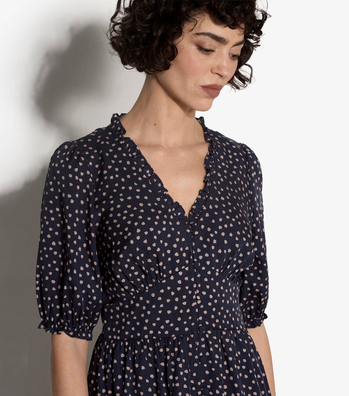 Apricot Women's Blue Dot Print Woven Midi Dress Apricot New Look - 4
