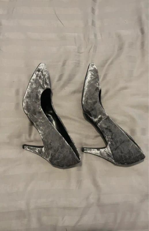 New Look Silver/grey size 5 heels