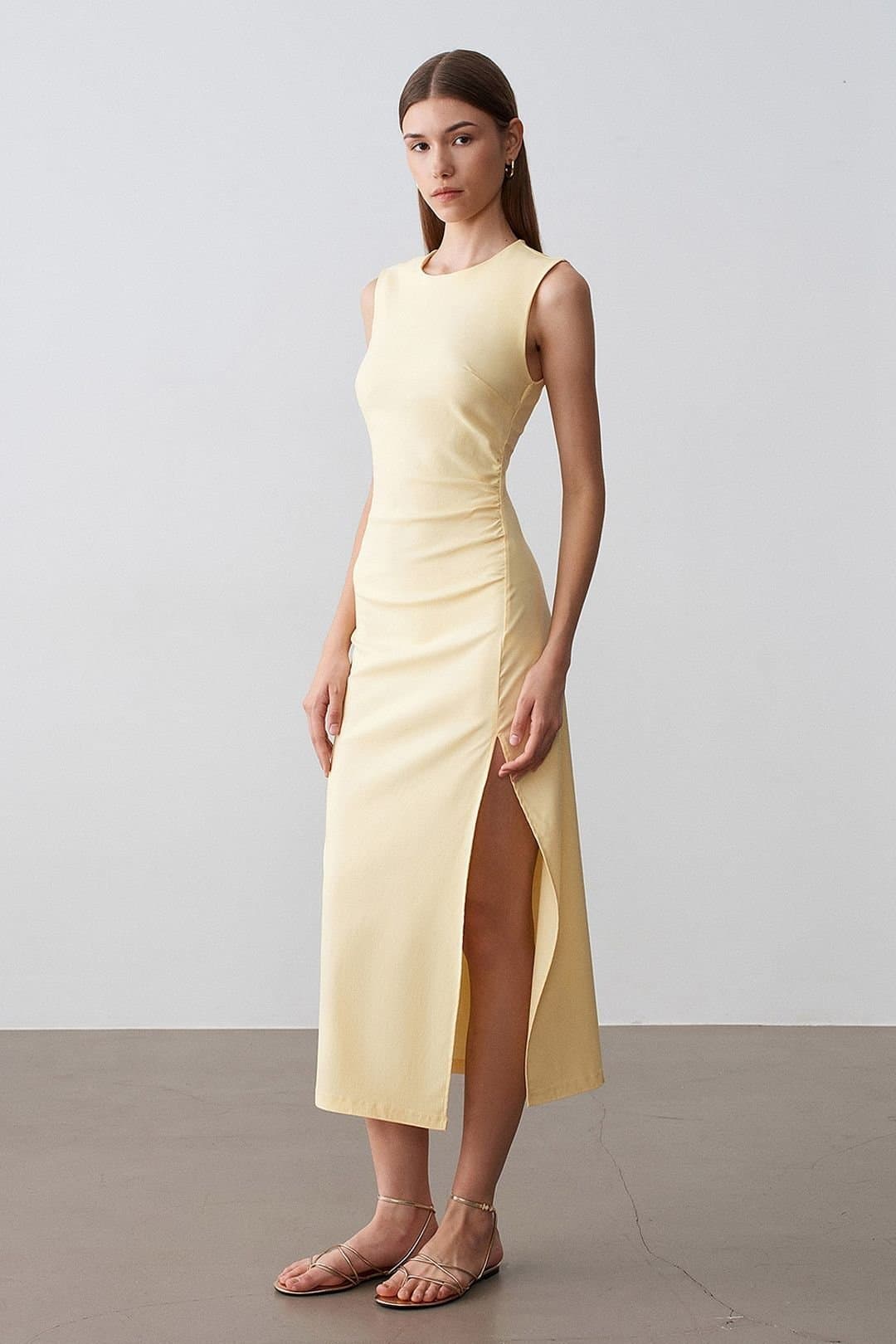 Dilvin Dilvin Women's Fitted Sleeveless Midi Dress With Slit in Lemon