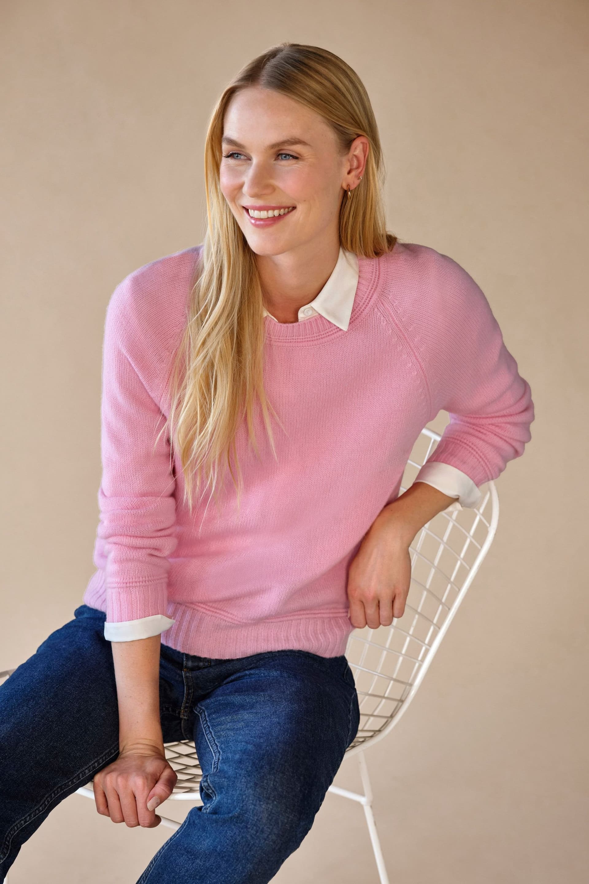 Pure Collection Pure Collection Women's Cashmere Lofty Raglan Sleeve Jumper in Pink