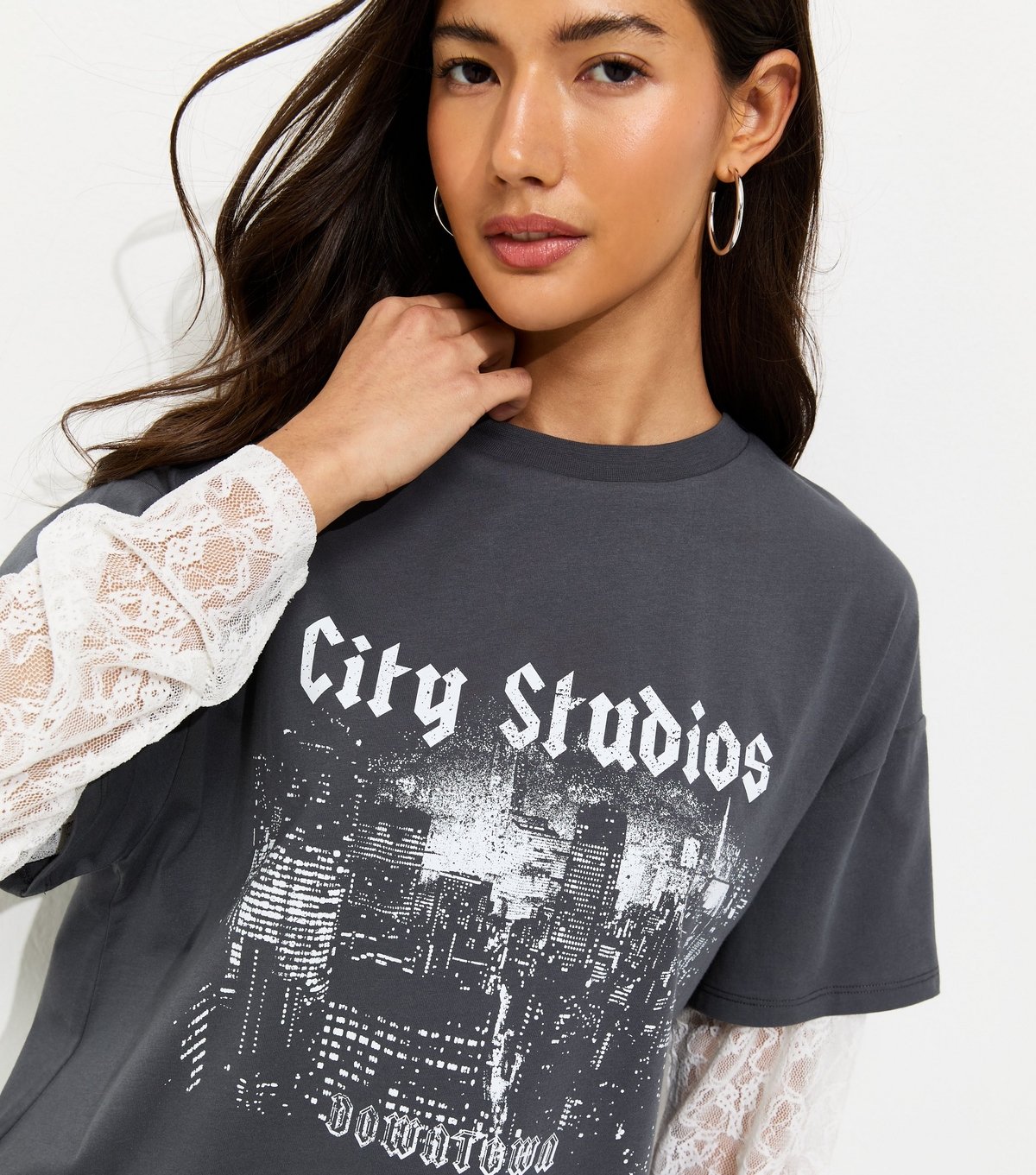 New Look Women's Dark Grey City Studios Print Lace Sleeve 2 In 1 T-Shirt New Look - 2